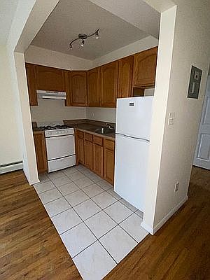 4th image of 37-16 20th Ave #1