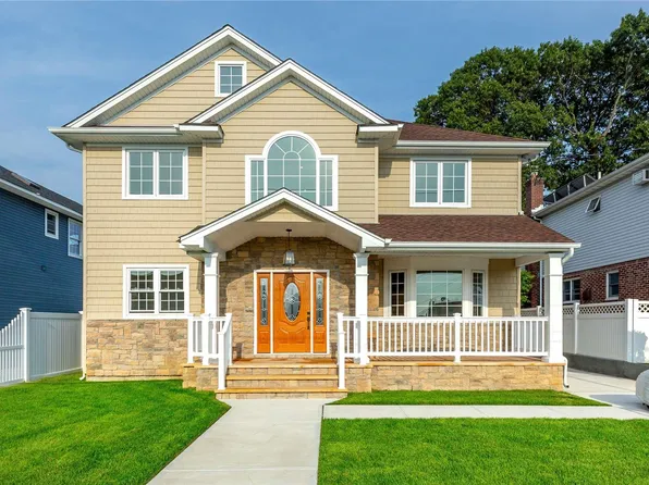327 Lucille Avenue, Elmont, NY 11003