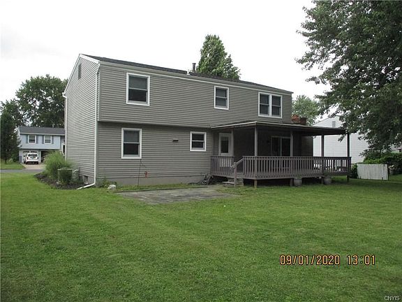 4th image of 8046 Crockett Dr