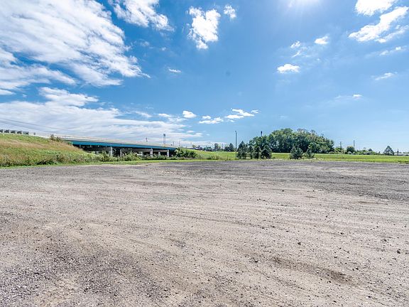 4th image of 101 Township Road 217