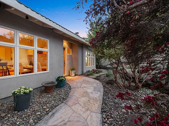 2nd image of 1392 Palos Verdes Dr