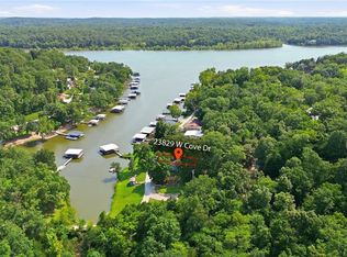 28329 W Cove Dr, Lincoln, MO 65338