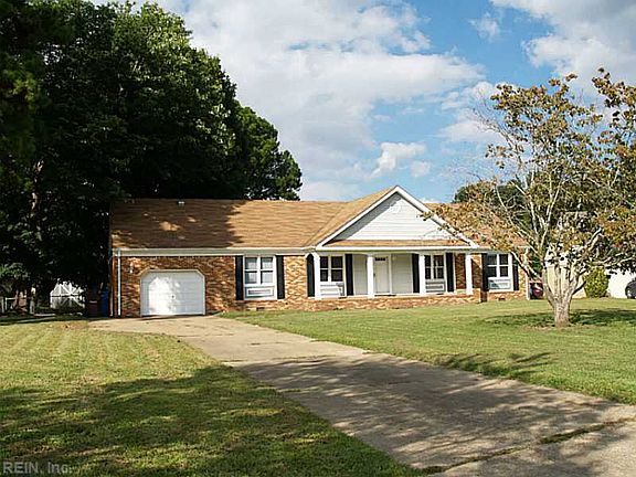 2nd image of 404 Hillwell Ct