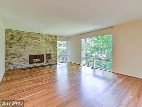 4th image of 8805 Anne Tucker Ln