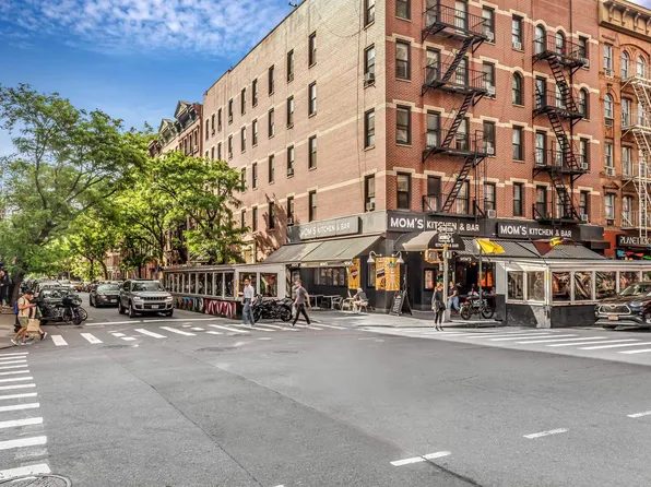 350 West 48th Street image 11 of 12