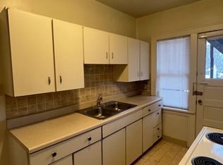 200 N Portage Path APT 2, Akron, OH 44303