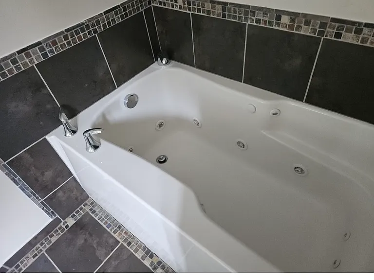 58 Upland Dr — Photo 13