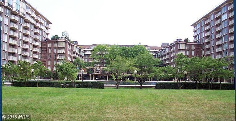 Exterior (Front)