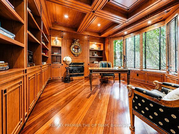 3rd image of 43 Cowan Dr