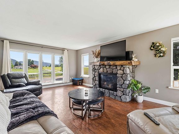 3rd image of 7310 Kelleher St