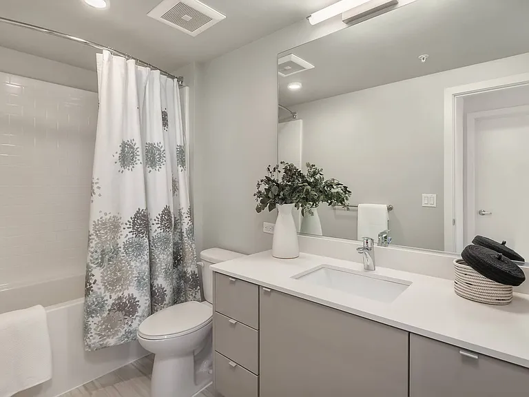 CityLine — Photo 22