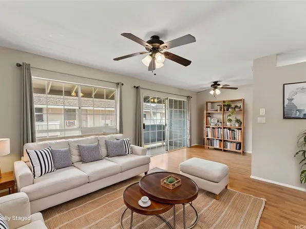 94-1083 Kepakepa St APT J8, Waipahu, HI 96797