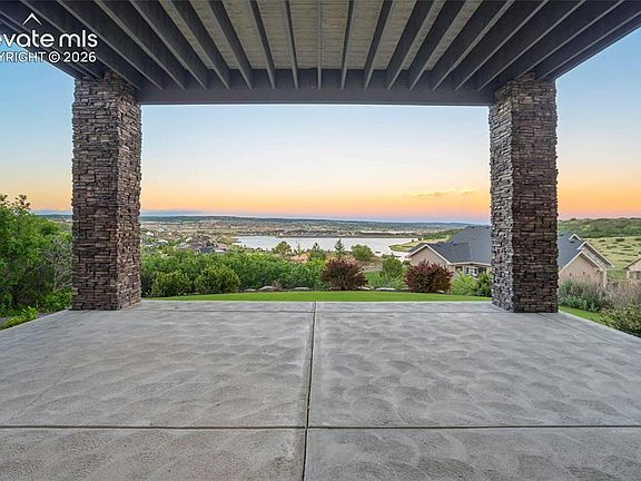 2nd image of 3306 Mesa Top Dr