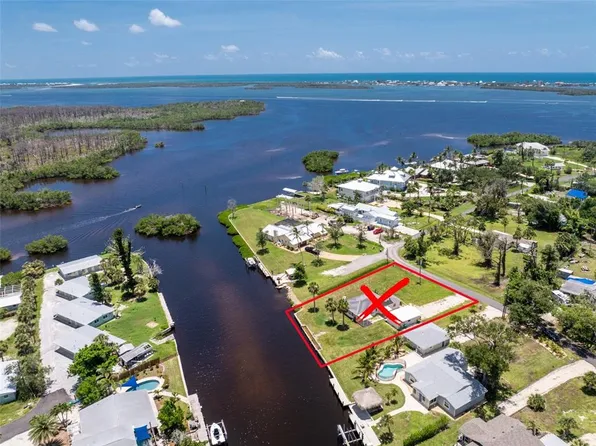 1899 Riverside Dr #158, Englewood, FL 34223