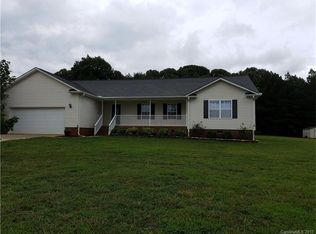 2490 Mintew Cir, Lincolnton, NC 28092