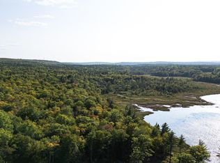 Florence Ln, Halifax, NS B2T 1B5