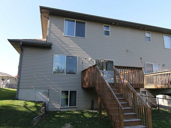 4th image of 1140 Winchester Ln