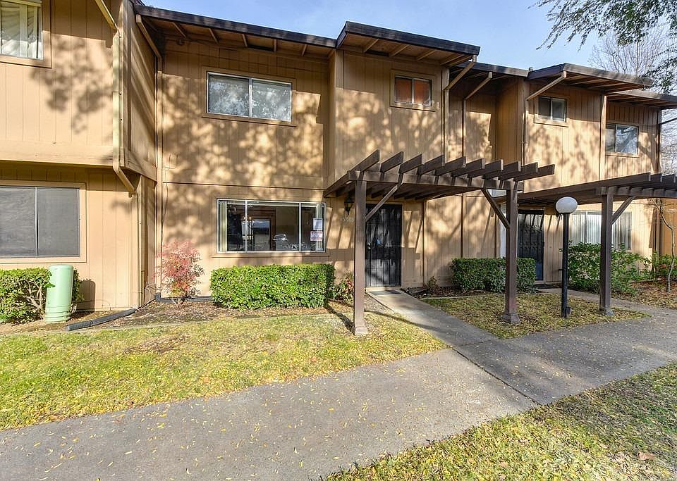 1st image of 5665 Spyglass Ln