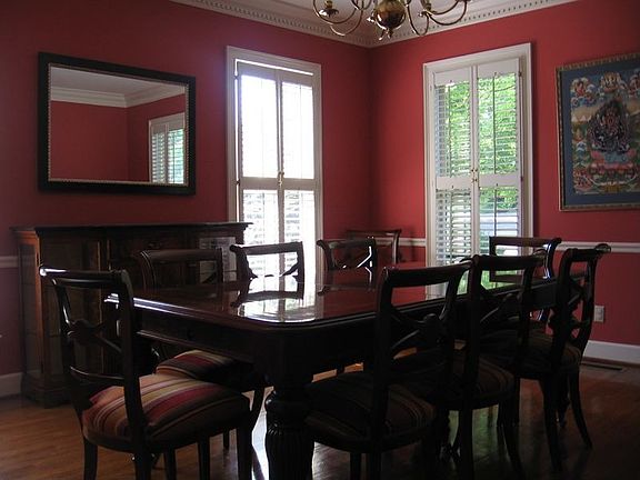 Spacious Dining Room