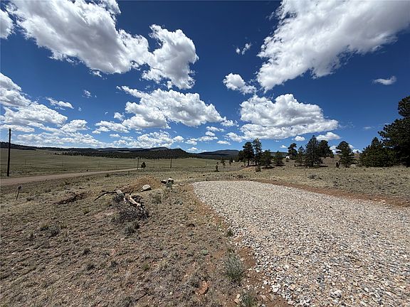 5th image of 595 Bridle Path