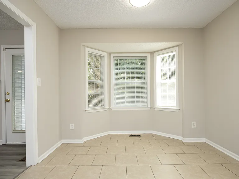 109 Havencrest Lndg — Photo 18