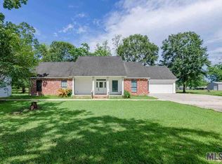 10450 John Savoy Rd, Saint Amant, LA 70774