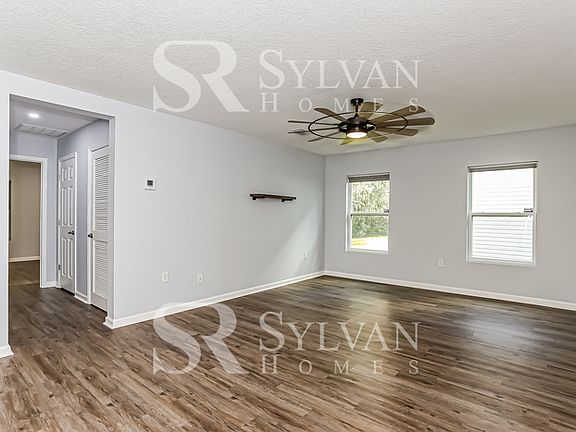 4th image of 12182 Alexandra Dr