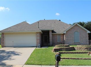 2710 Whetstone Dr, Corinth, TX 76210