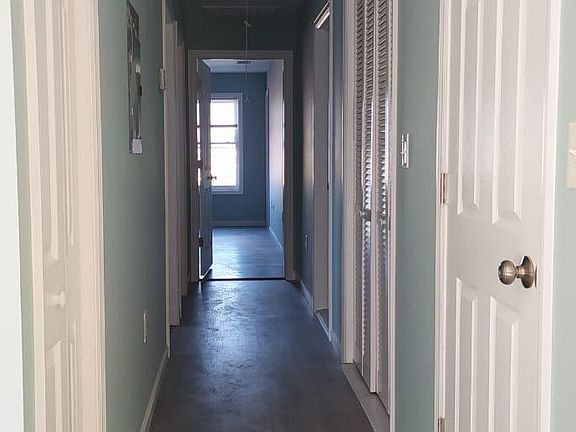 4th image of 217 Garside St Floor 1