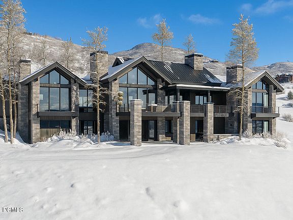 4th image of 10098 N Himmel Ct