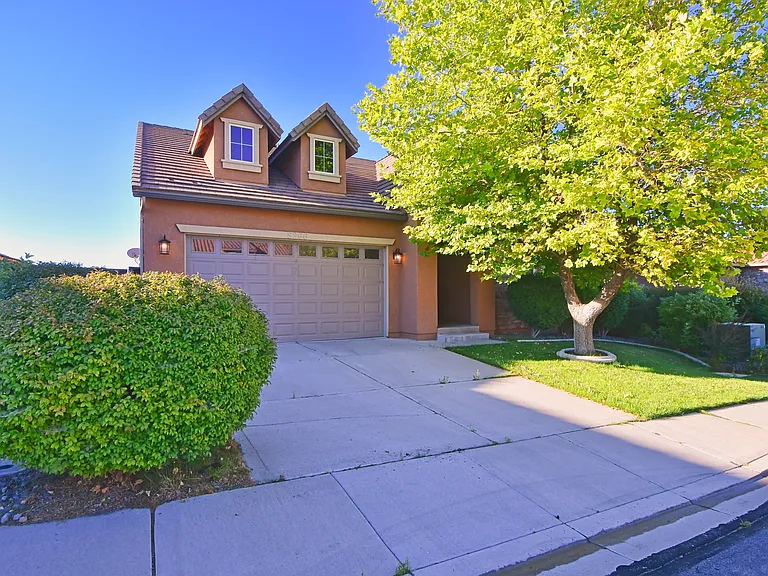 5266 Skystone Dr — Photo 31