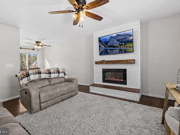 4th image of 11506 Timberwood Rd