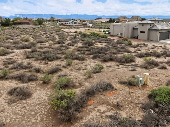 5 Saint, Rio Rancho, NM 87124