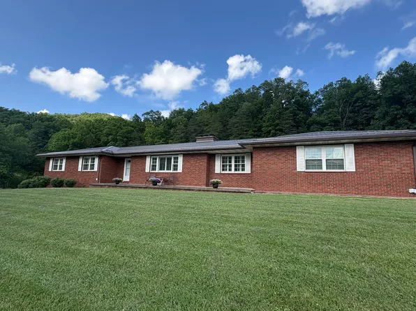 3398 Servia Elmira Rd, Duck, WV 25063