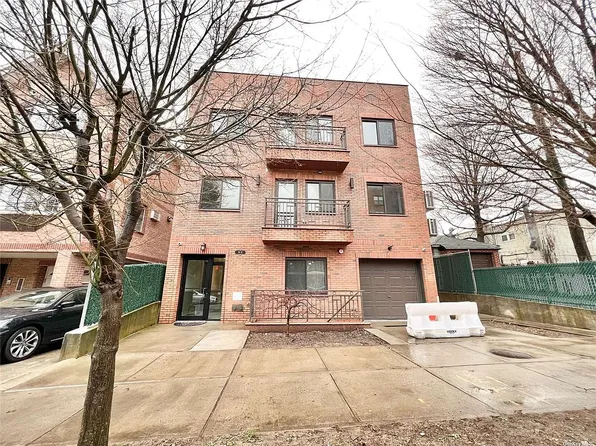 36-16 170th St #1A, Flushing, NY 11358
