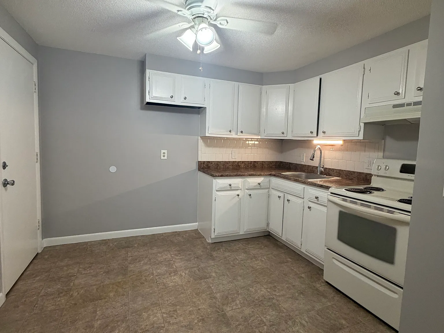 61 Appleton Rd — Photo 1