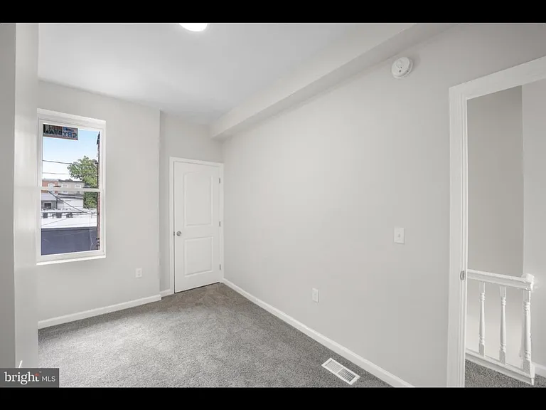 2402 Presbury St — Photo 6