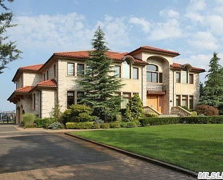 2nd image of 12 Westland Dr