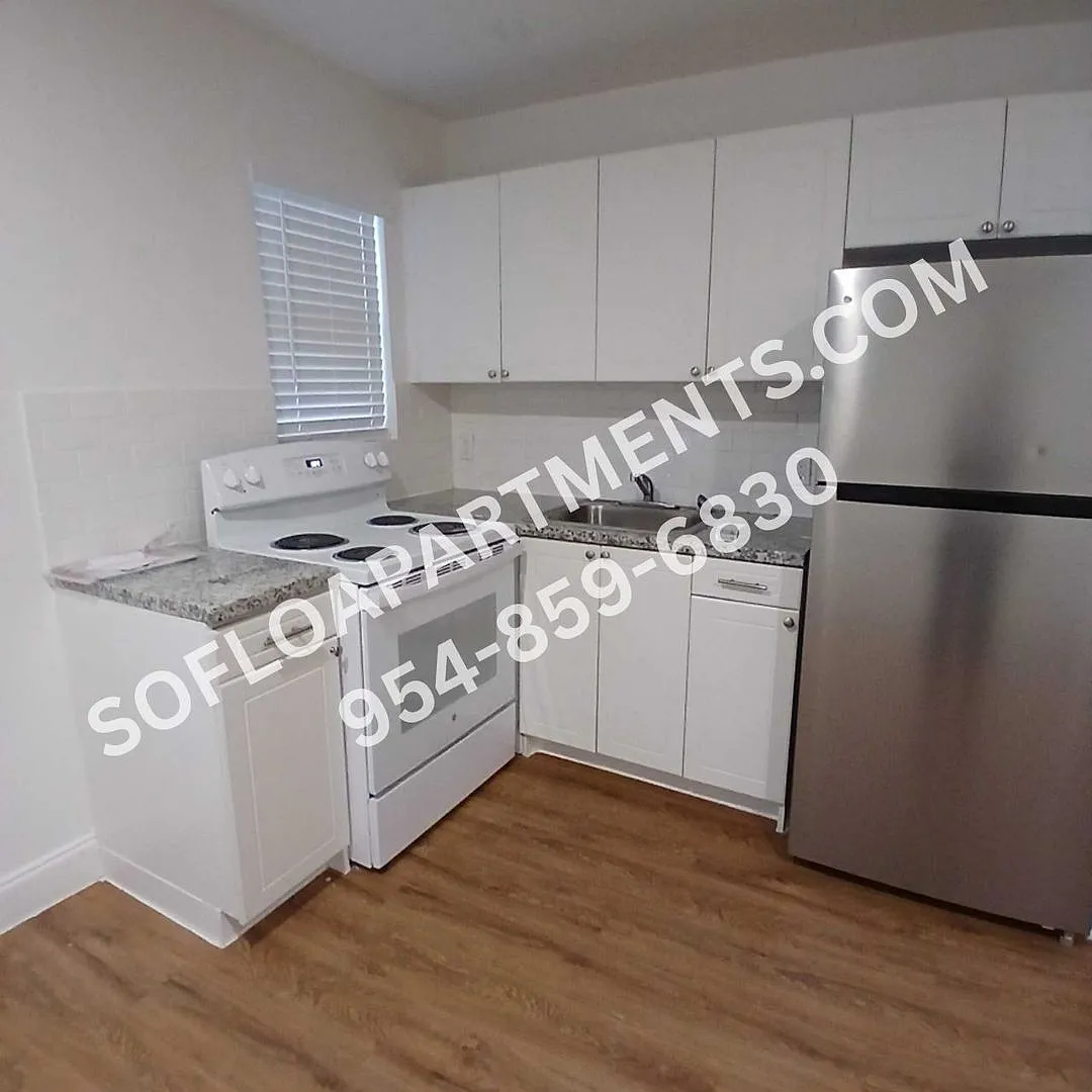 2034 Washington St — Photo 4