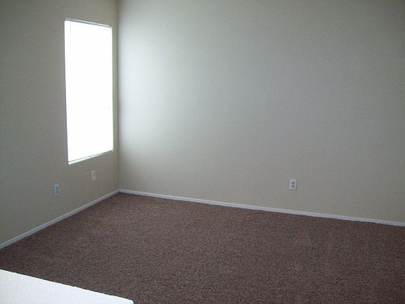 5th image of 3602 Lake Shore Ct