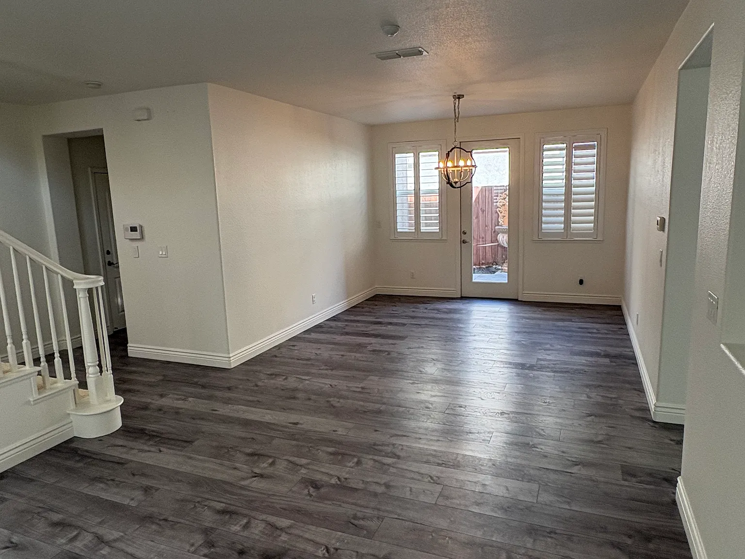 4 bed, 3311 sqft, $3,650 — Photo 4