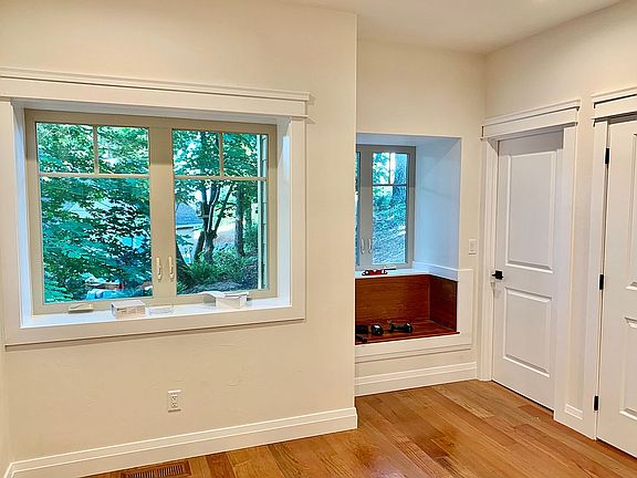 3rd image of 6251 Graystone Loop