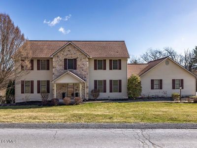 556 Equestrian Ln, Lewisburg, PA, 17837