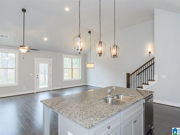 5th image of 439 Sunbelt Dr
