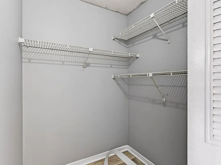 752 Executive Center Dr #110-11-110 — Photo 12