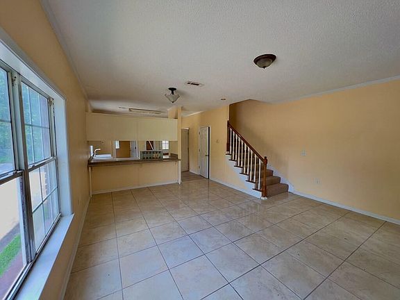 2nd image of 412 N Range St APT 4