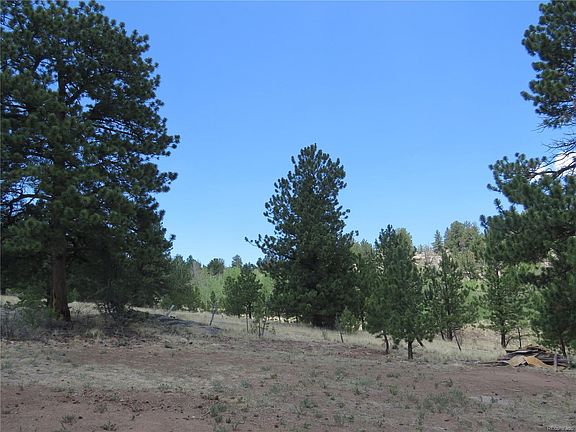 4th image of 87 Mountain Ln