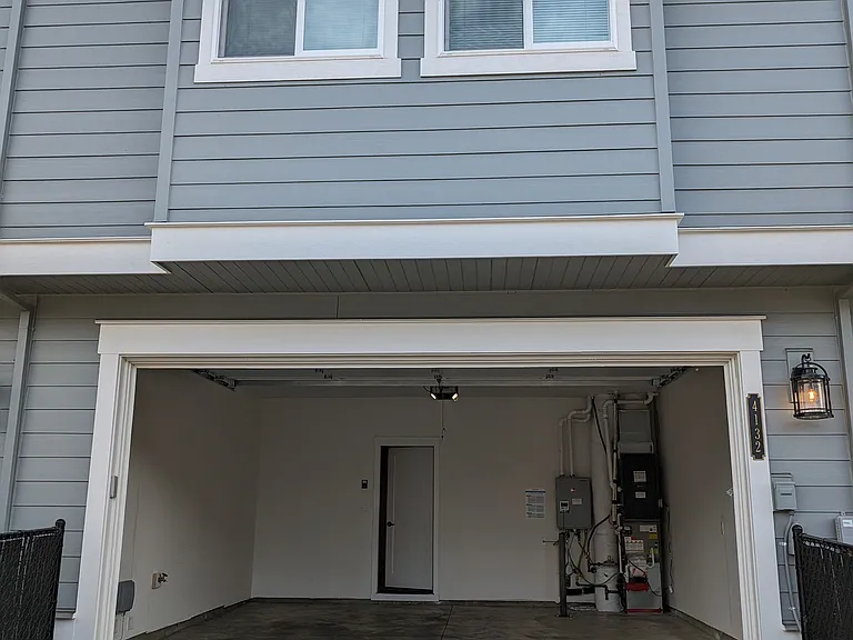 4132 SE Century Blvd — Photo 40
