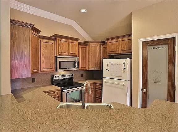 3rd image of 4901 Many Waters Dr