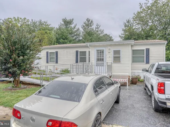 1679 S State St Trailer A55, Dover, DE 19901